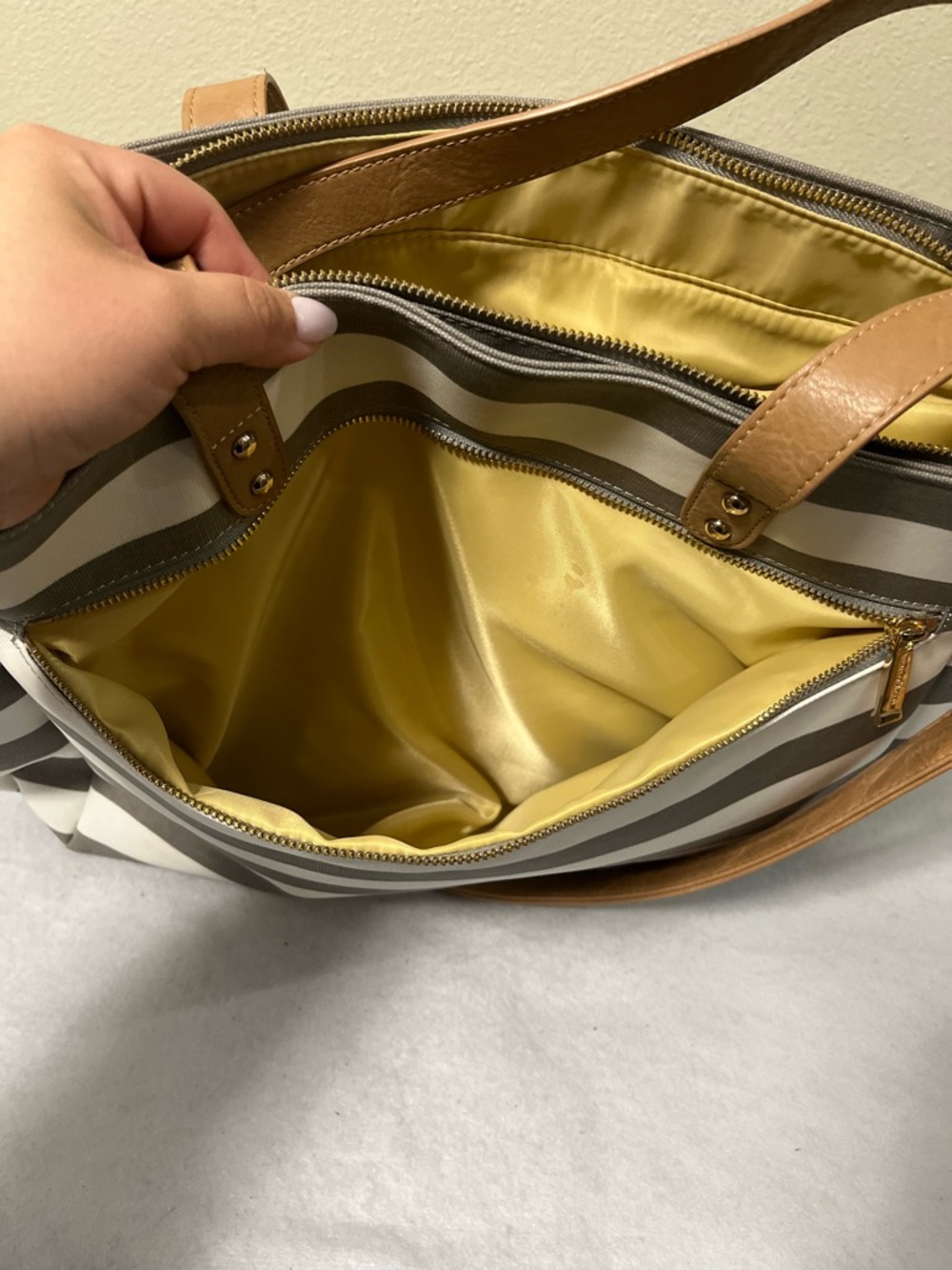White Elm Aquila Tote Gray White Striped Canvas Diaper Work Bag Crossbody - Picture 7 of 16